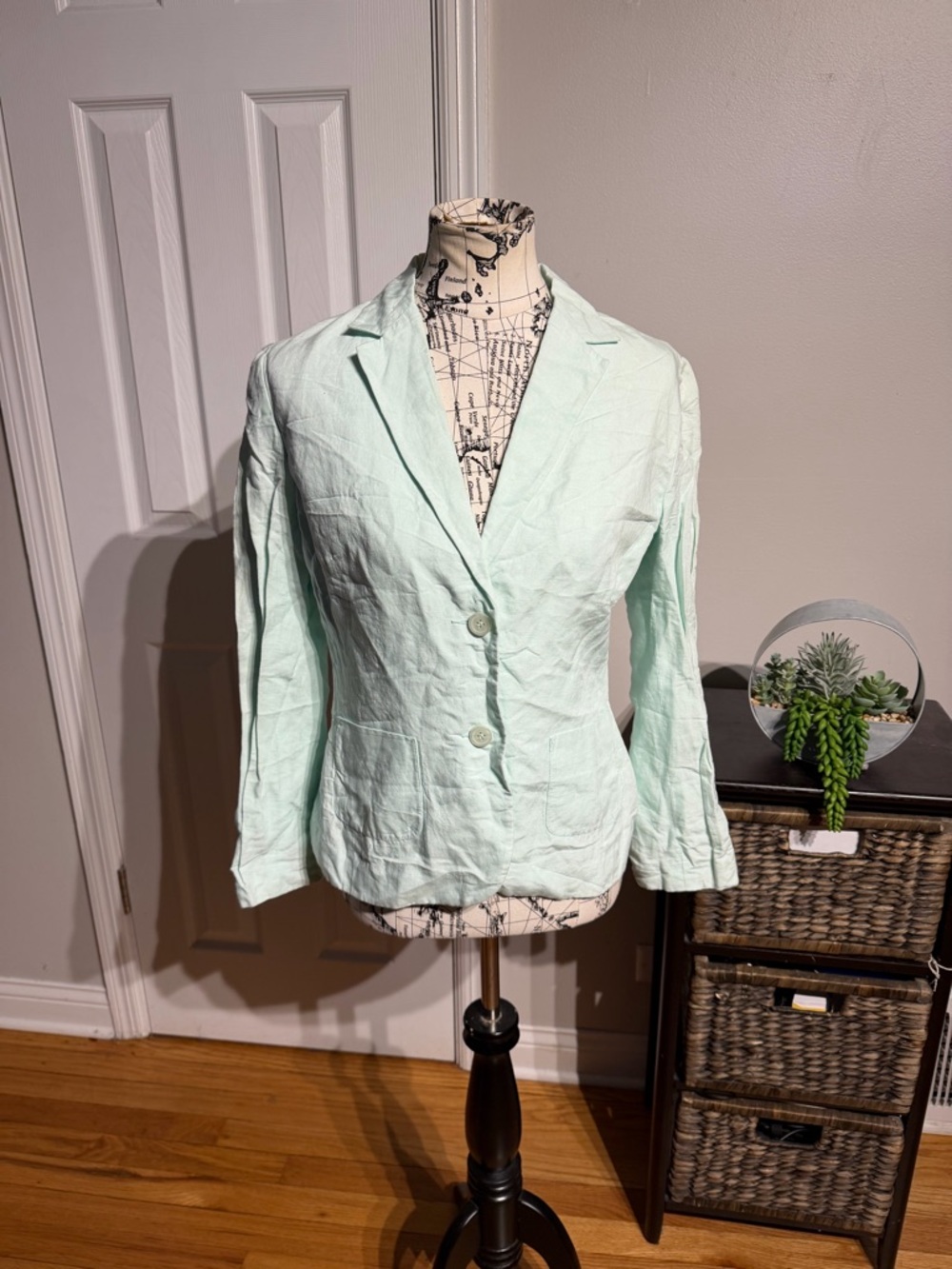 Ann Taylor Linen Tailored Vintage Mint Blazer 2-button coastal minimalist 6